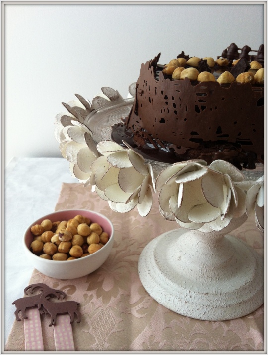 Tarta de chocolate con avellanas,nocilla o nutella
